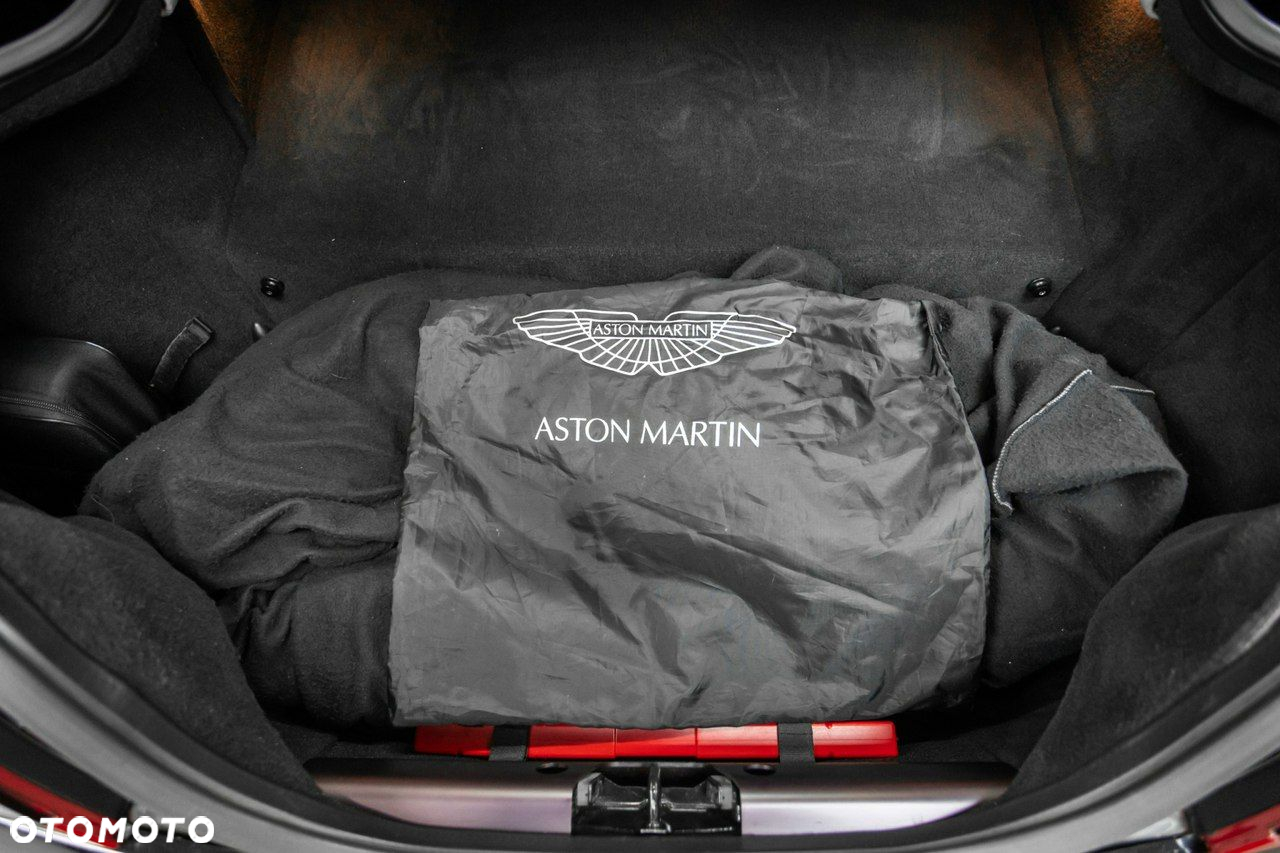 Aston Martin V8 Vantage 4,7 SportShift - 29