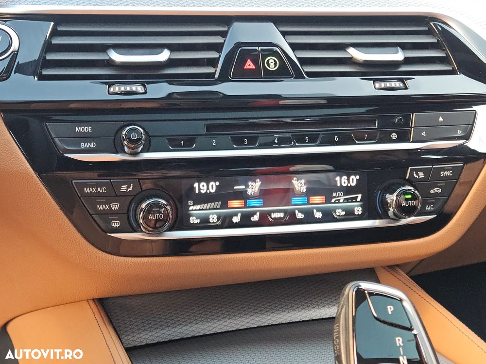 BMW Seria 5 530i xDrive Aut. M Sport Edition - 18