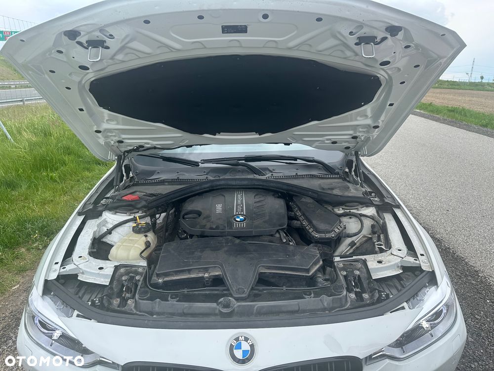 BMW Seria 3 320d Sport Line - 7