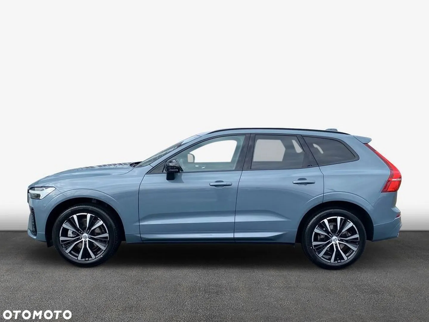 Volvo XC 60 B4 B Plus Dark - 27