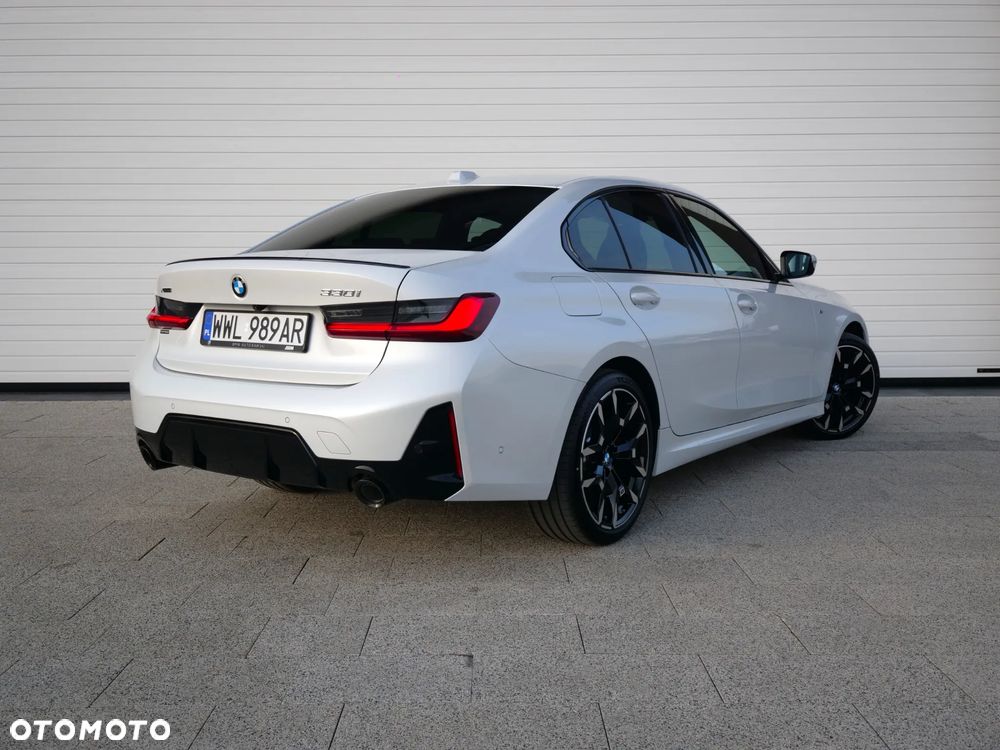 BMW Seria 3 330i xDrive M Sport sport - 9