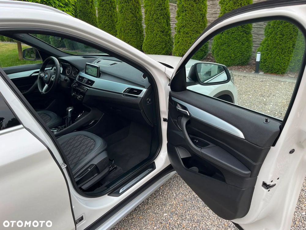 BMW X1 xDrive25d xLine - 30