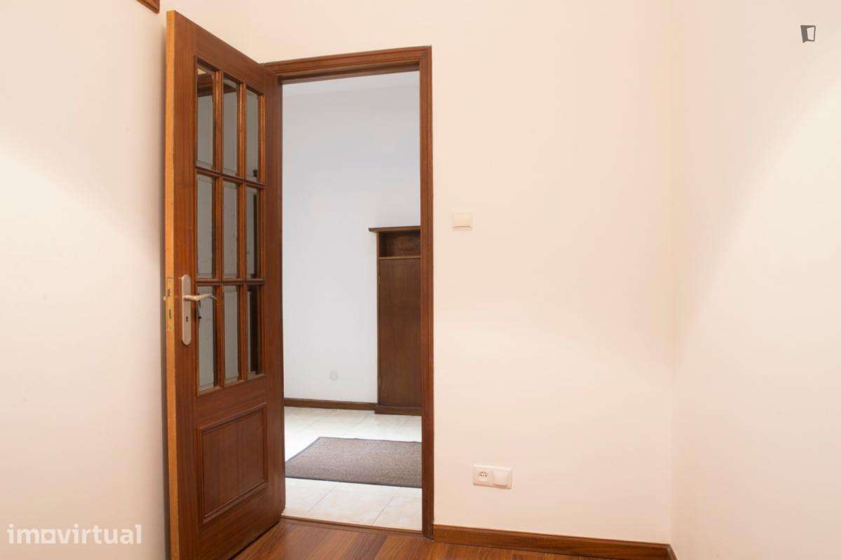 Apartamento com 3 quartos - localizado em Paranhos Porto - Grande imagem: 3/17