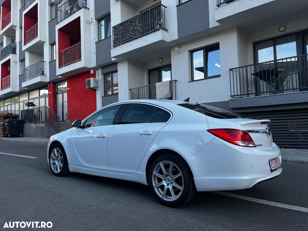 Opel Insignia - 4