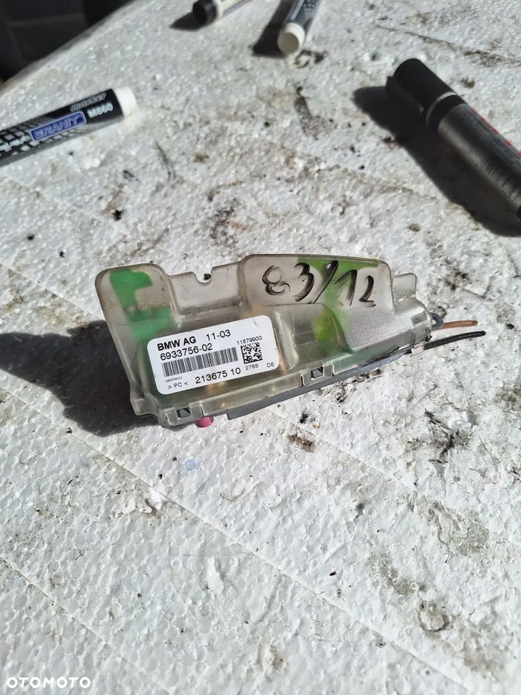 BMW 5 E60 E61 7 E65 E66  antena dachowa  GPS PŁETWA  6933756-02   (83/12) - 1