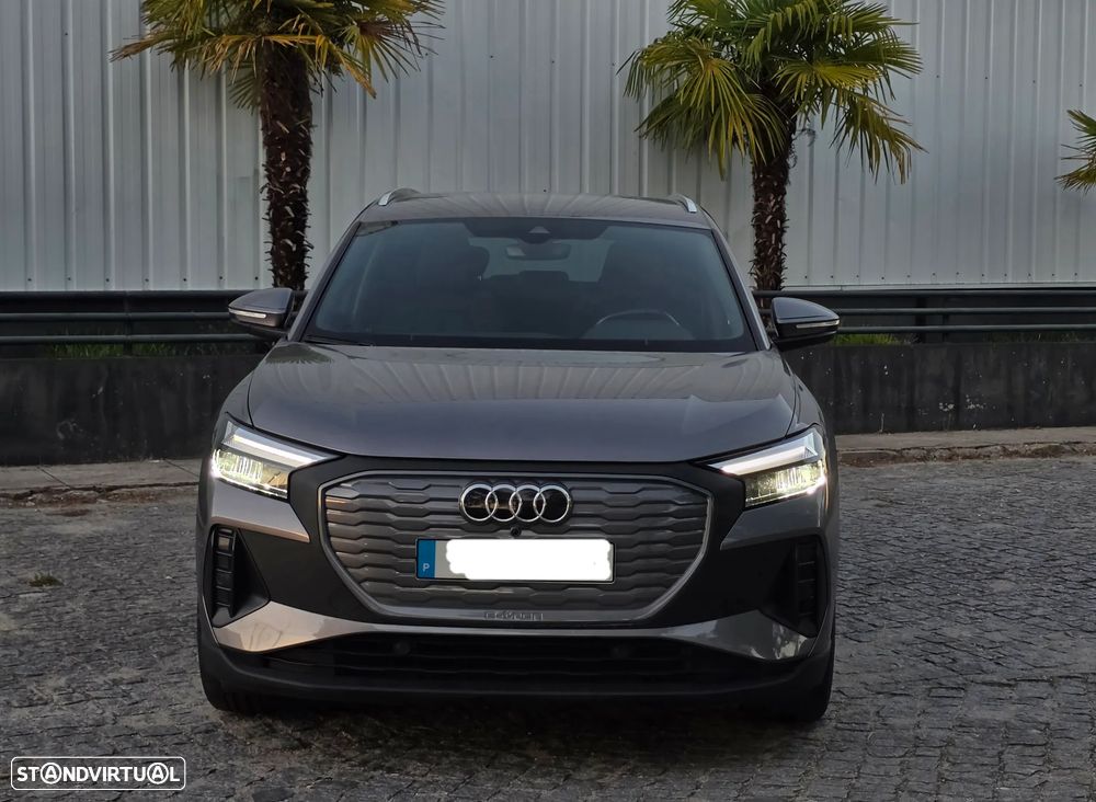 Audi Q4 e-tron 45 quattro - 6