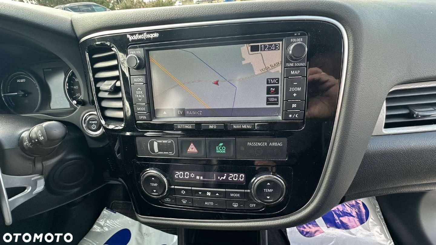Mitsubishi Outlander - 35