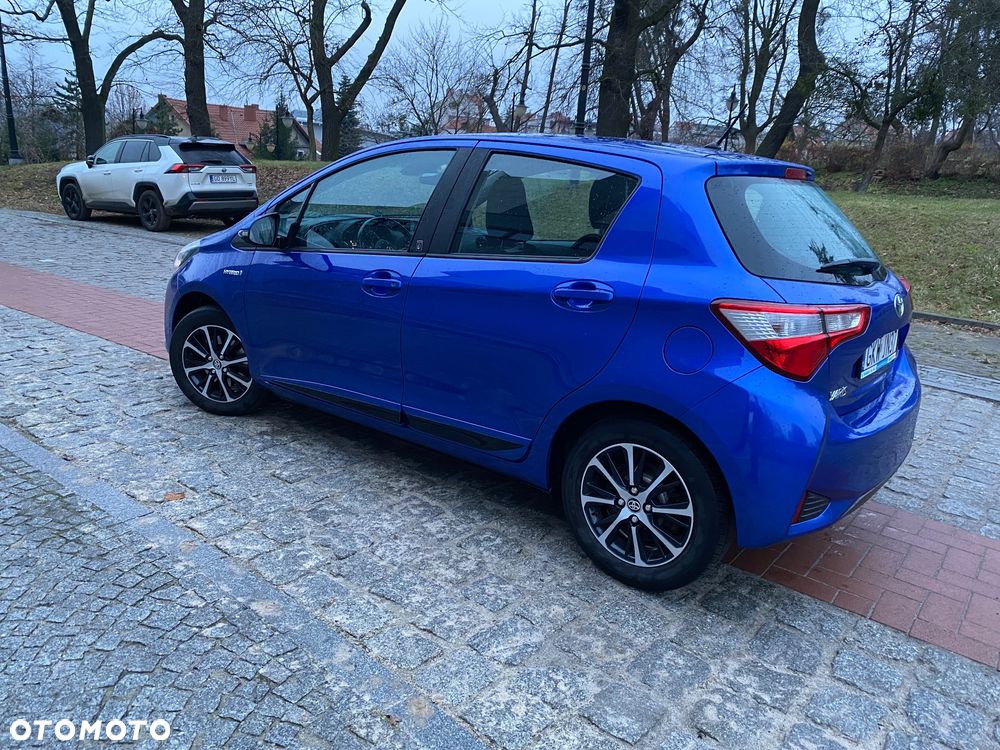 Toyota Yaris 1.5 VVT-i Team Deutschland - 6