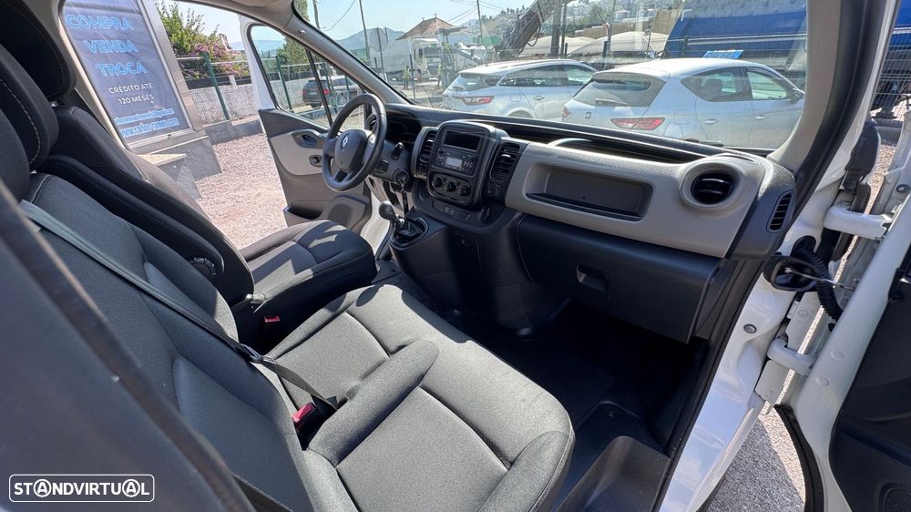 Renault Trafic 1.6 dCi L2H1 1.2T SS - 26