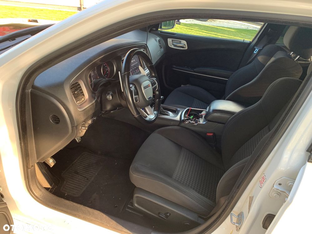 Dodge Charger 5.7 R/T - 13