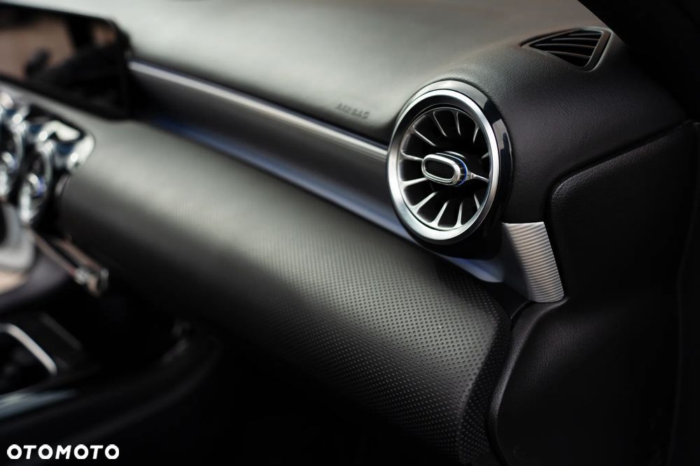 Mercedes-Benz Klasa A 220 7G-DCT Style - 26