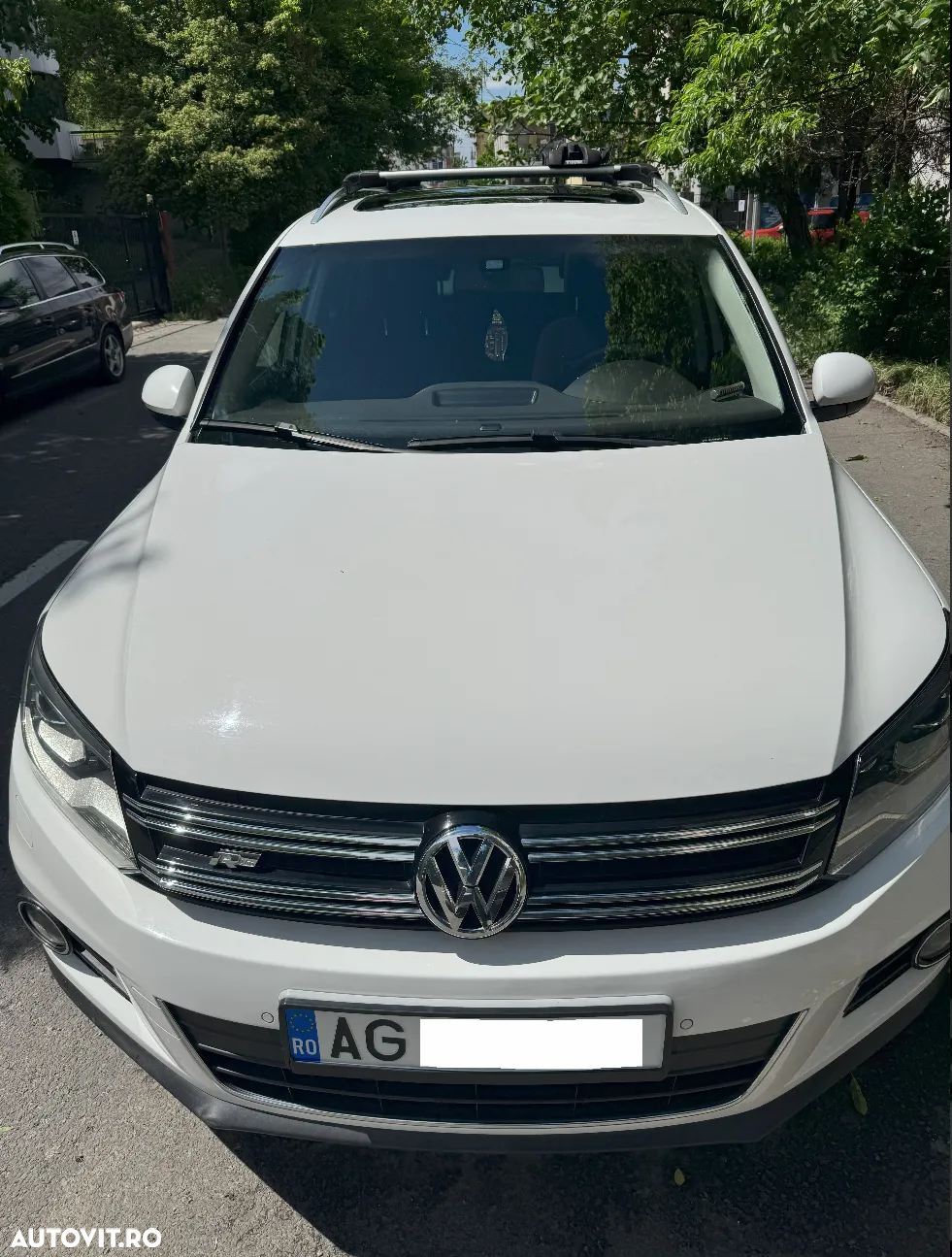 Volkswagen Tiguan 2.0 TDI 4Motion DSG Sport & Style - 8