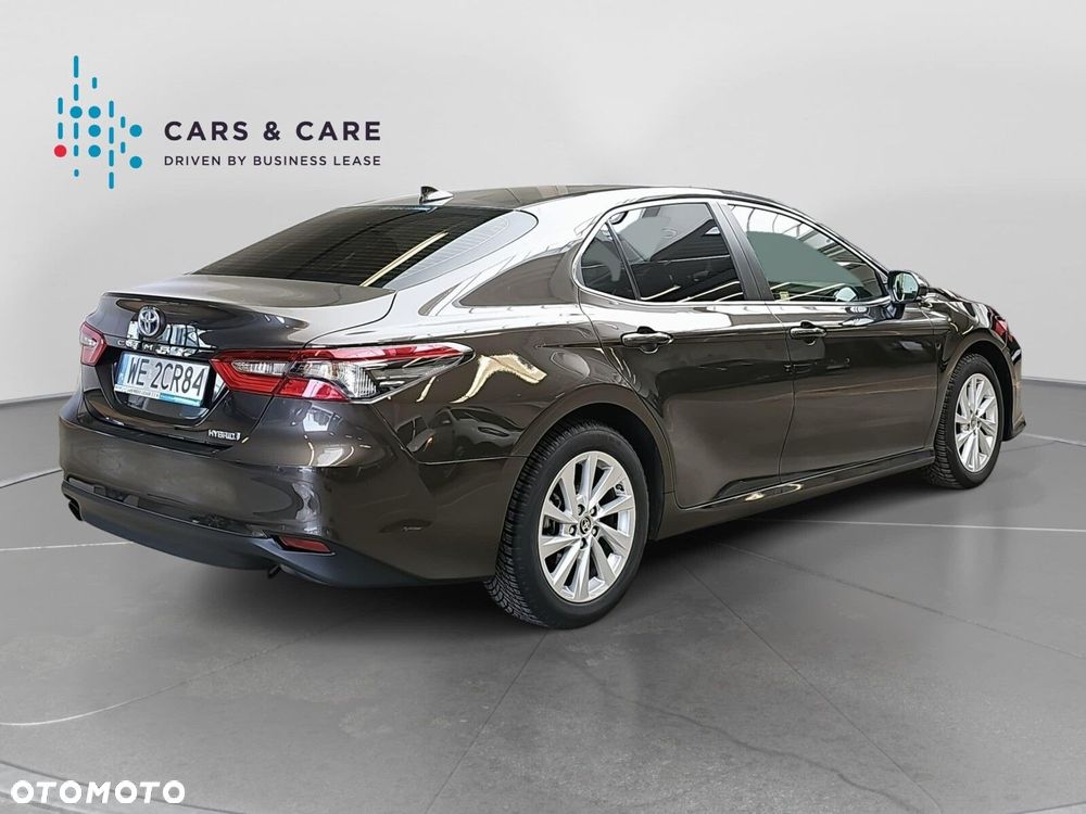Toyota Camry 2.5 Hybrid Comfort CVT - 24