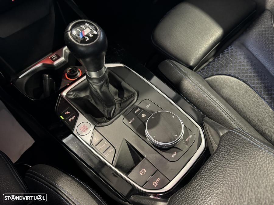 BMW 116 d Pack Desportivo M - 10