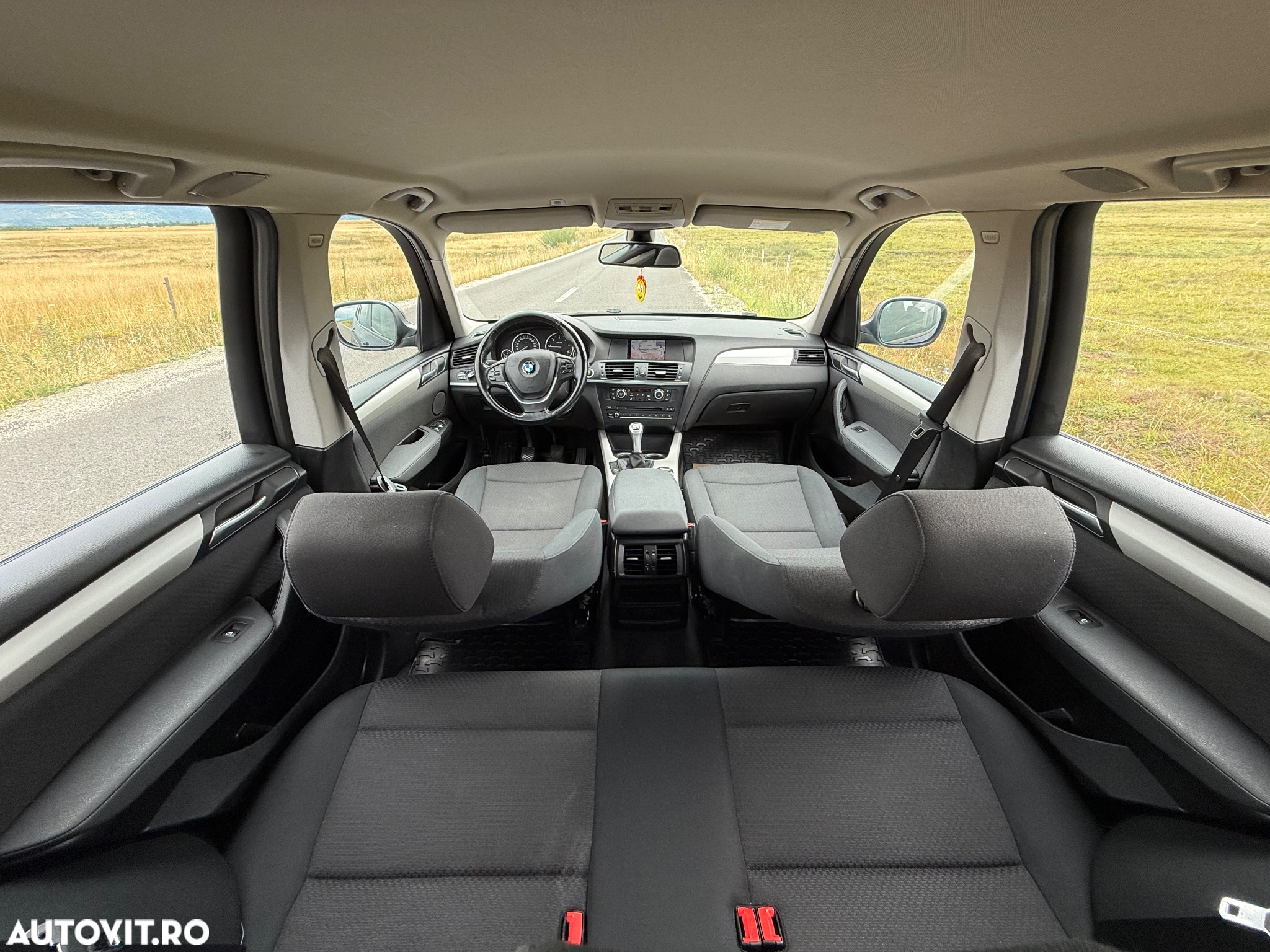 BMW X3 xDrive2.0d - 12