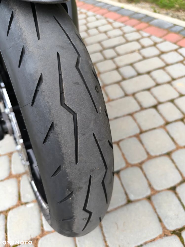 Yamaha MT - 12