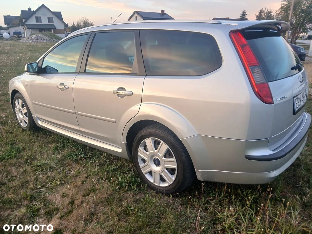 Ford Focus - 12