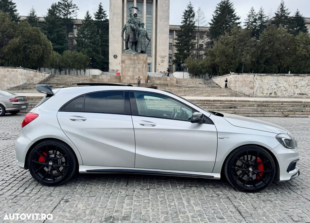 Mercedes-Benz A 45 AMG - 5