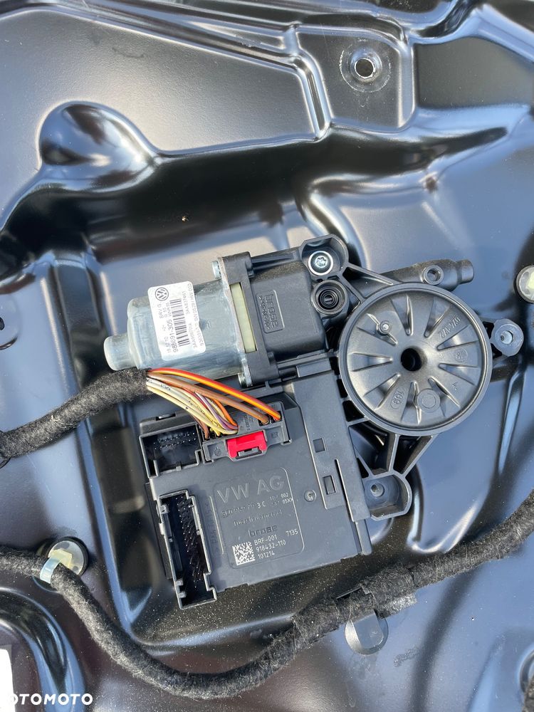 VW passat b7 podnosniki szyb z modulami przod - 3