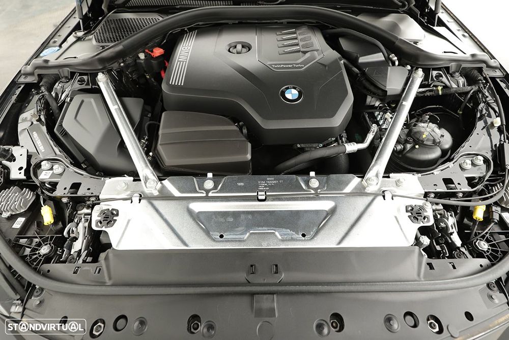 BMW 420 i Pack Desportivo M Auto - 31