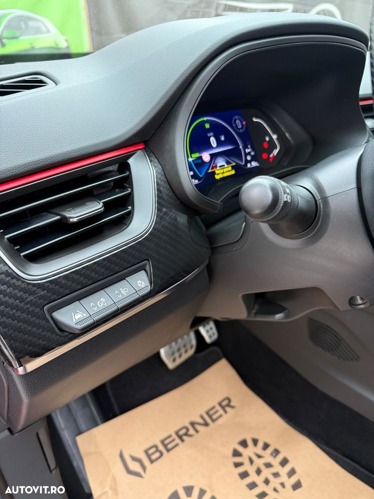 Renault Arkana E-TECH RS Line - 9