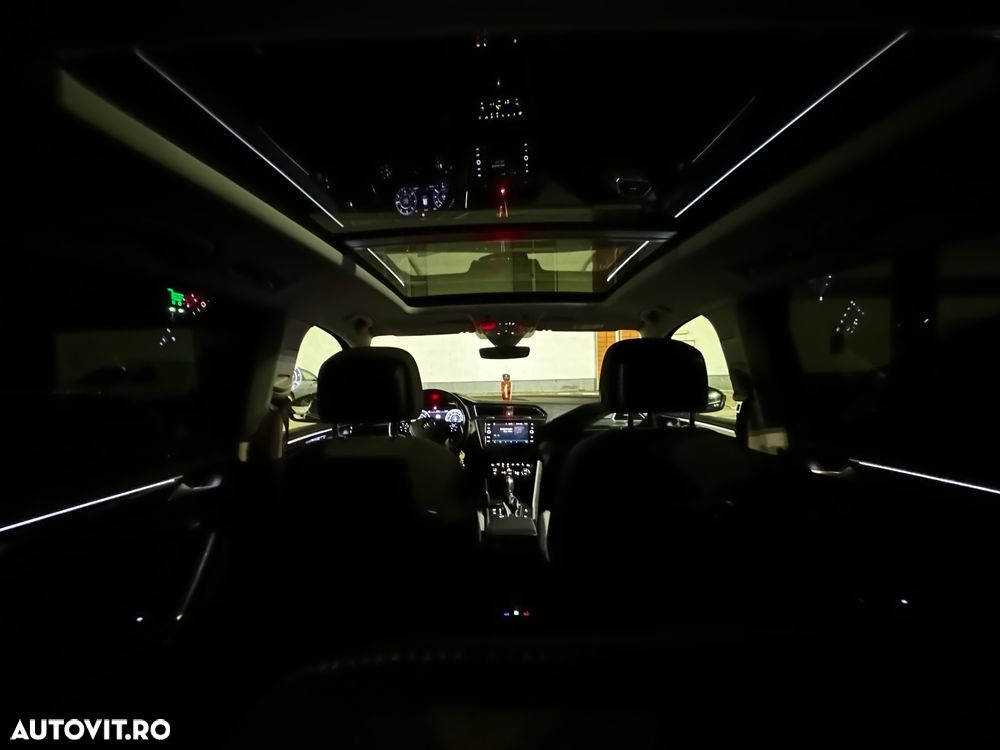 Volkswagen Tiguan - 6