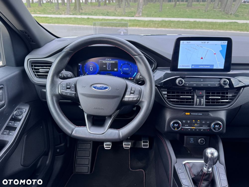 Ford Kuga 2.0 EcoBlue Hybrid ST-LINE - 22