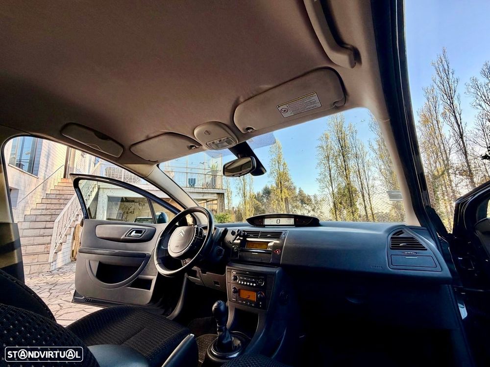 Citroën C4 1.4 16V SX RFM - 16