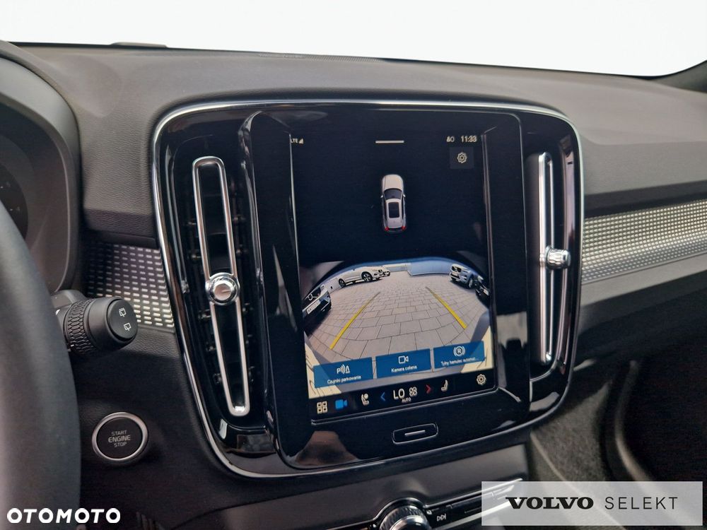 Volvo XC 40 - 25