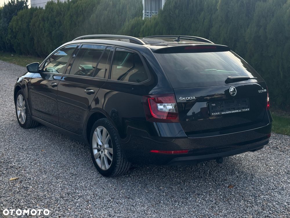 Skoda Octavia 2.0 TDI DSG Clever - 5
