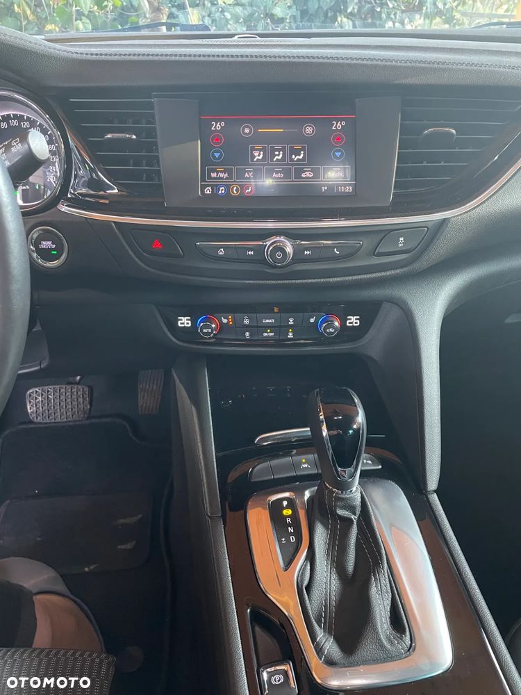 Opel Insignia - 4