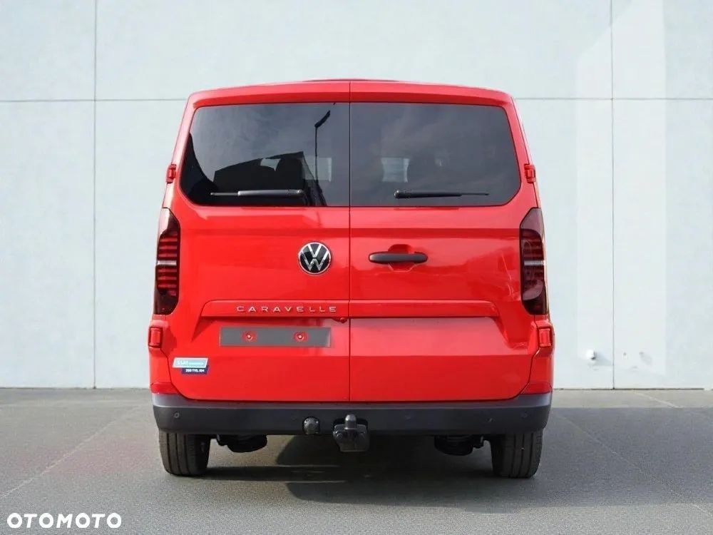 Volkswagen Caravelle - 8