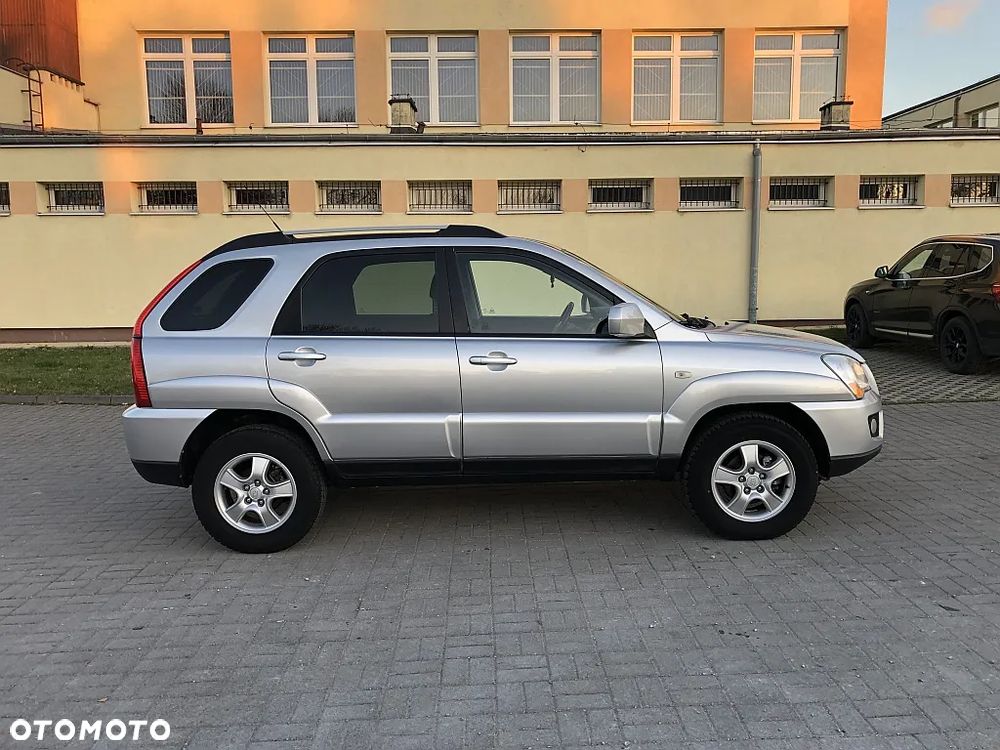 Kia Sportage 2.0 CRDI 2WD Attract - 2