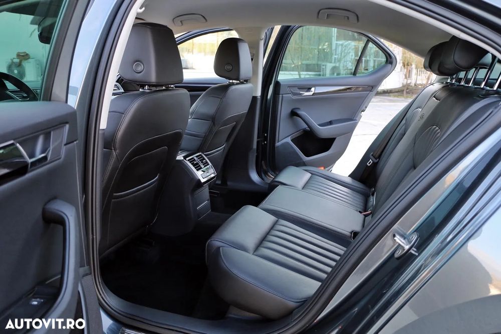 Skoda Superb 2.0 TDI 4X4 DSG Laurin & Klement - 20