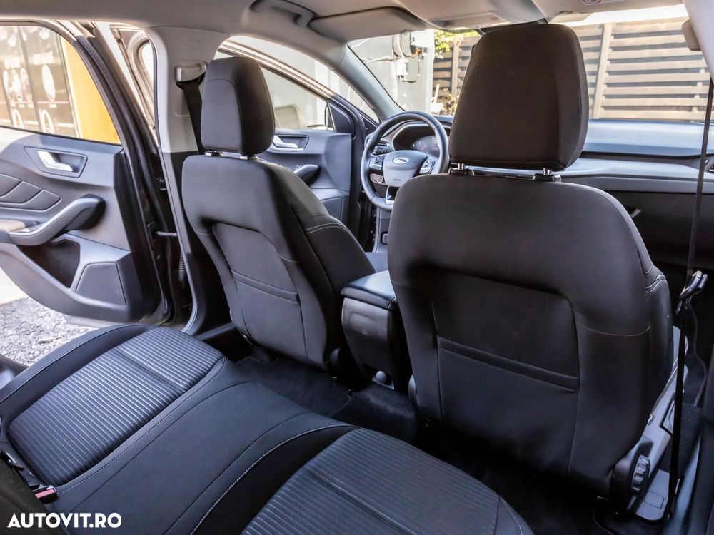 Ford Focus 1.5 EcoBlue Start-Stopp-System Aut. TITANIUM EDITION - 14