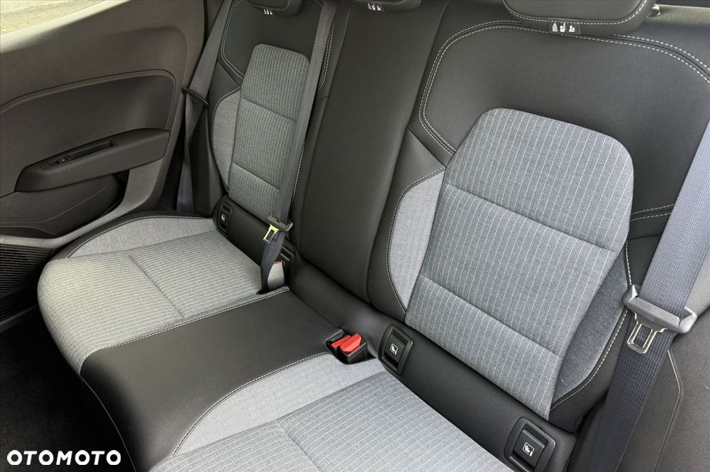 Renault Clio - 16