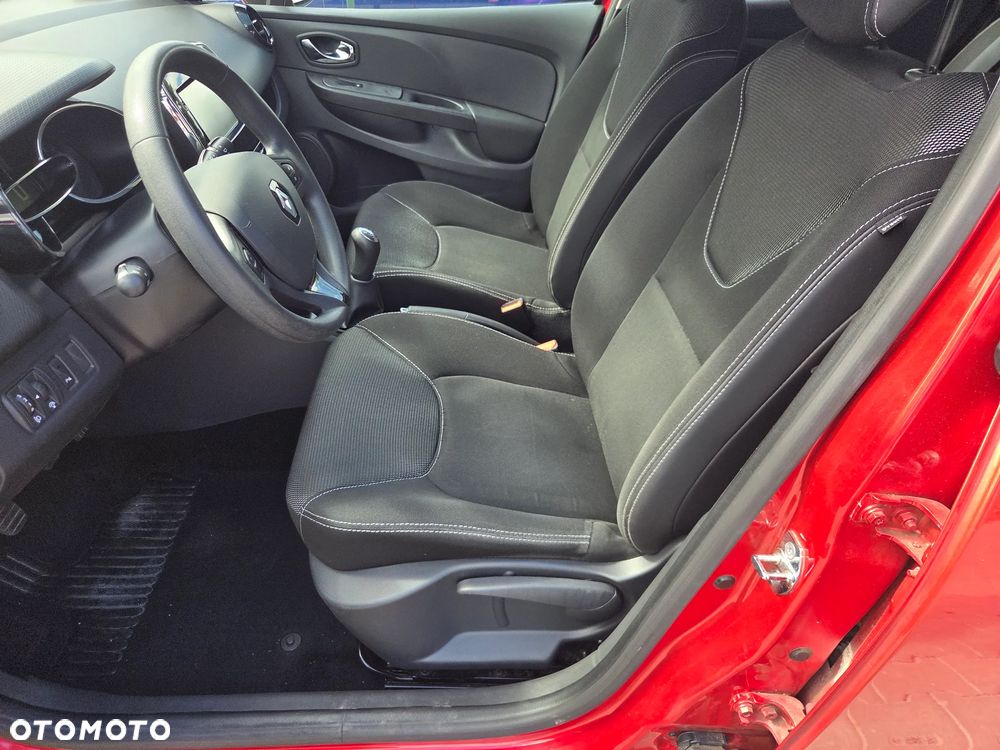 Renault Clio - 17