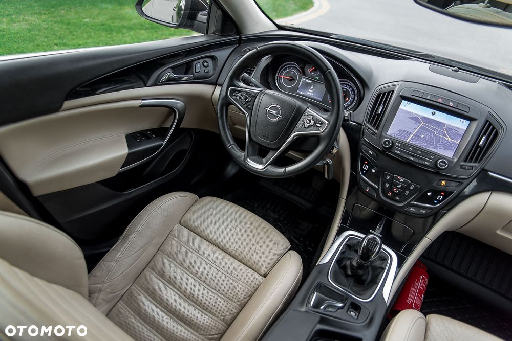Opel Insignia 2.0 CDTI Cosmo S&S - 18