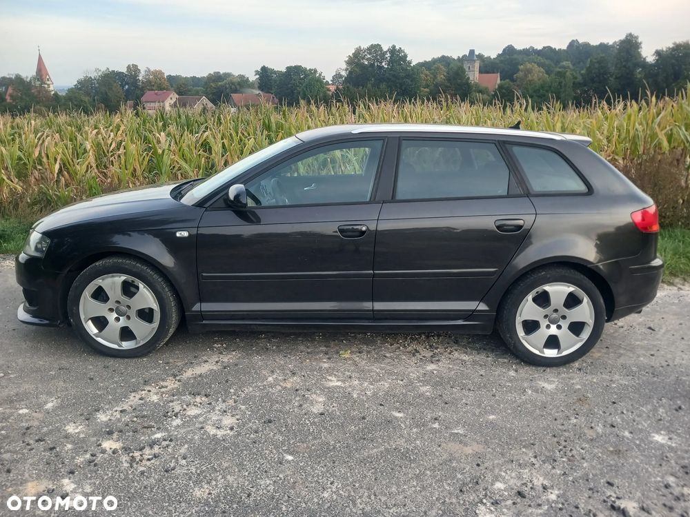 Audi A3 Sportback - 4