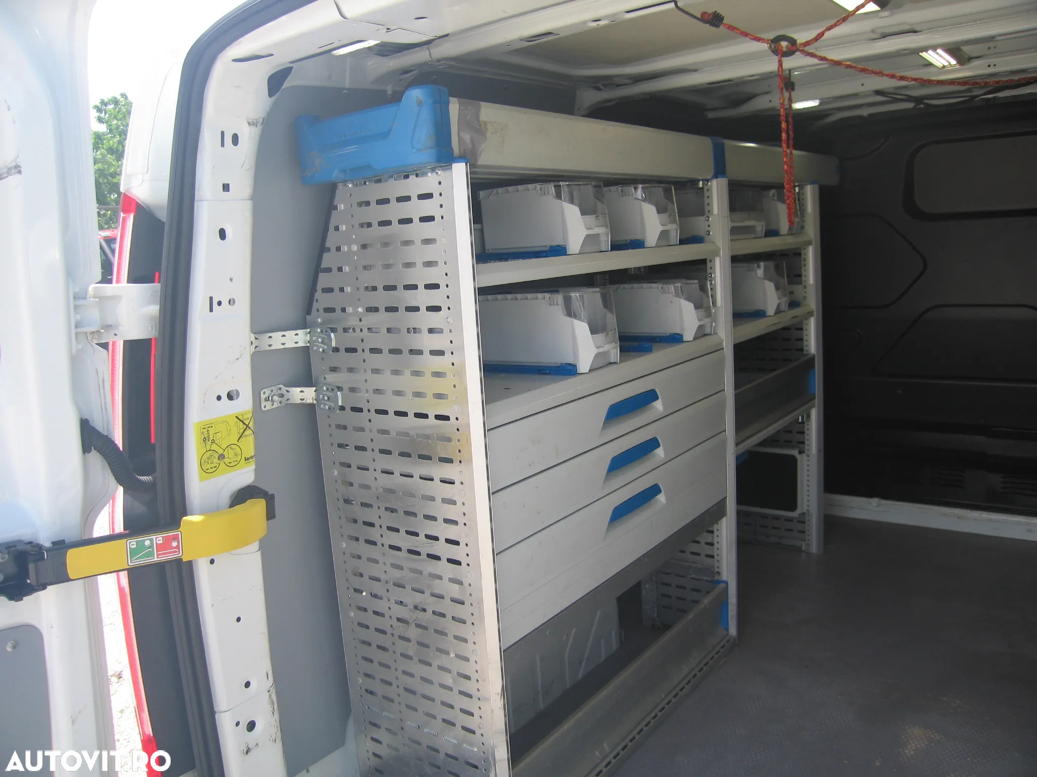 Ford TRANSIT CUSTOM , DUBA L1 - H 1, AC. EURO VI. - 8