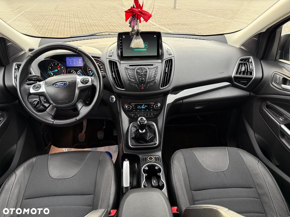 Ford Kuga 1.6 EcoBoost 2x4 Titanium - 20