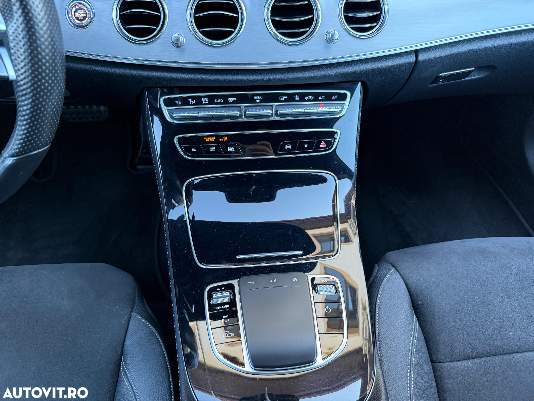 Mercedes-Benz E 300 T 9G-TRONIC AMG Line - 7