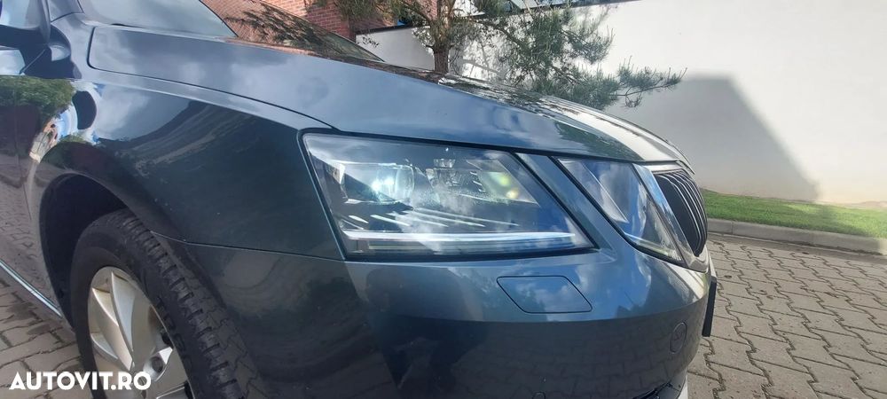Skoda Octavia 1.6 TDI DSG Ambition - 4