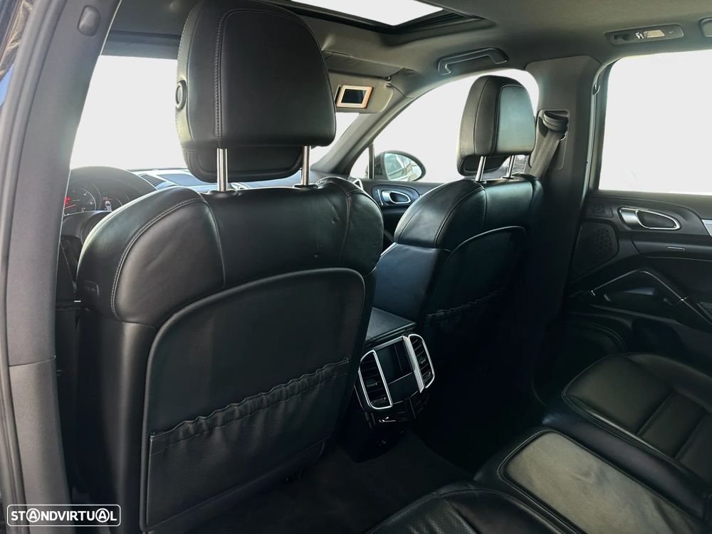 Porsche Cayenne Tiptronic - 17