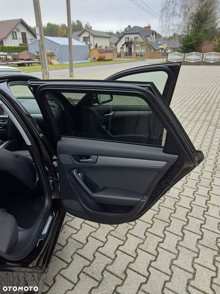 Audi A4 Avant 2.0 TDI clean diesel Quattro S tronic - 36