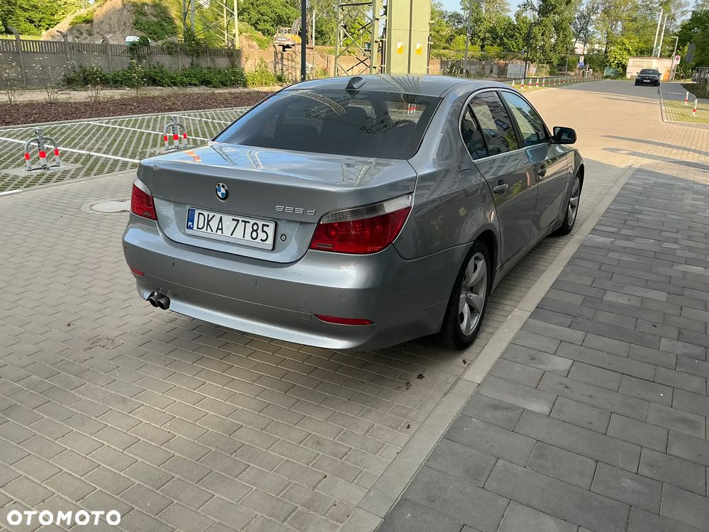 BMW Seria 5 525d - 3