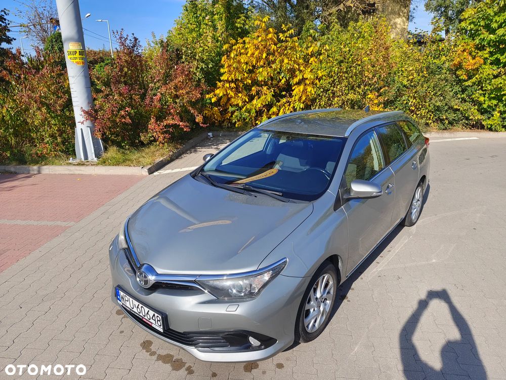 Toyota Auris - 3