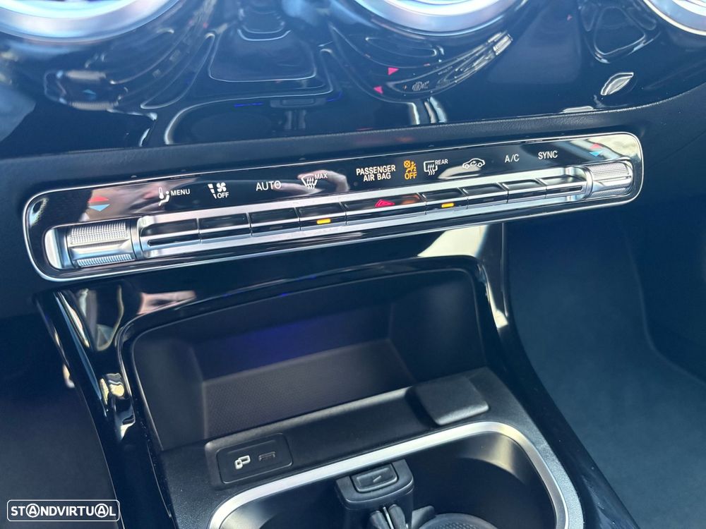 Mercedes-Benz A 200 AMG Line - 48