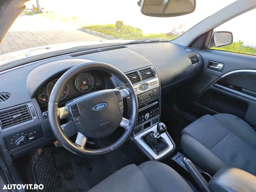 Ford Mondeo 2.0 TDCi Titanium - 6