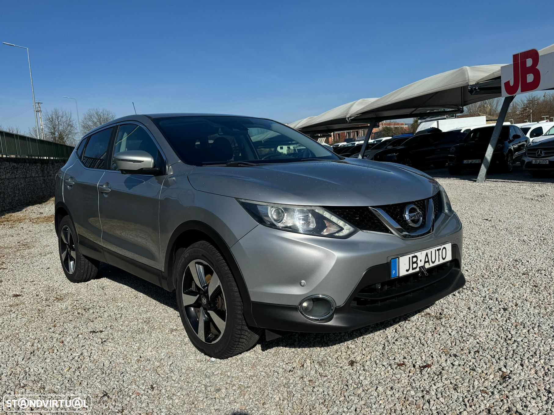 Nissan Qashqai 1.5 dCi N-Connecta 18 - 3
